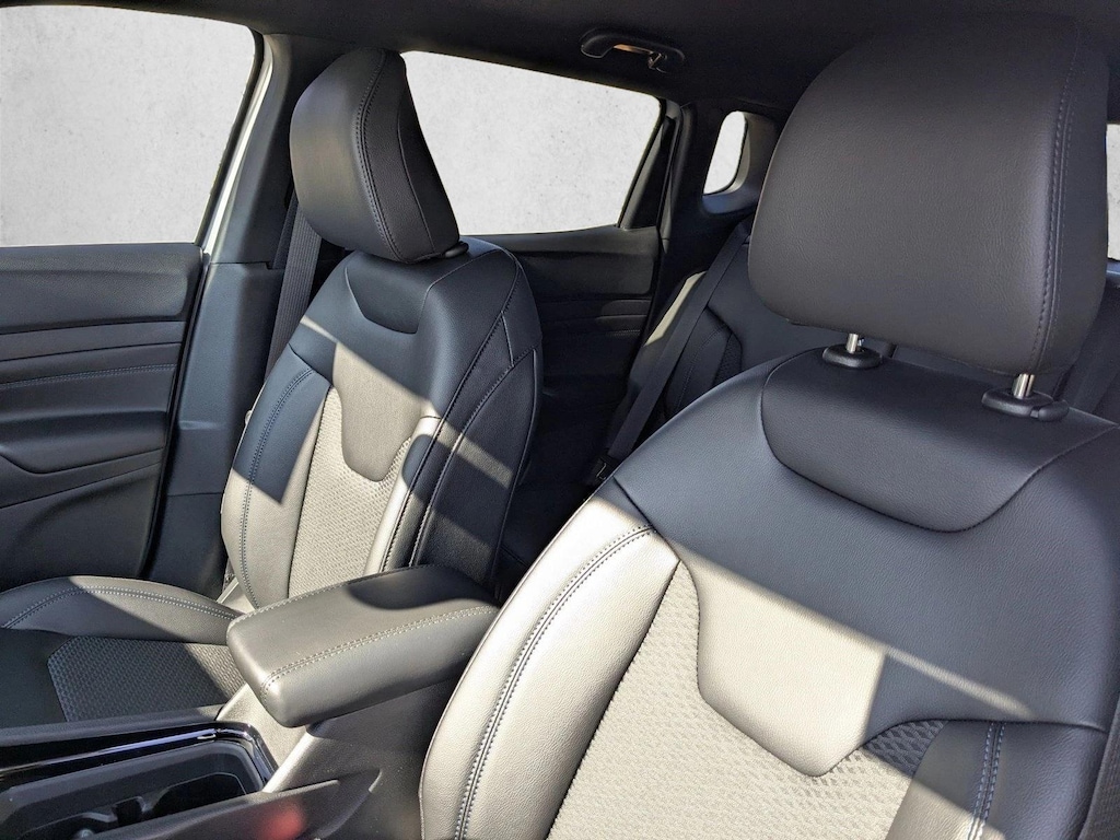 New 2026 Jeep Compass Latitude Altitude SUV