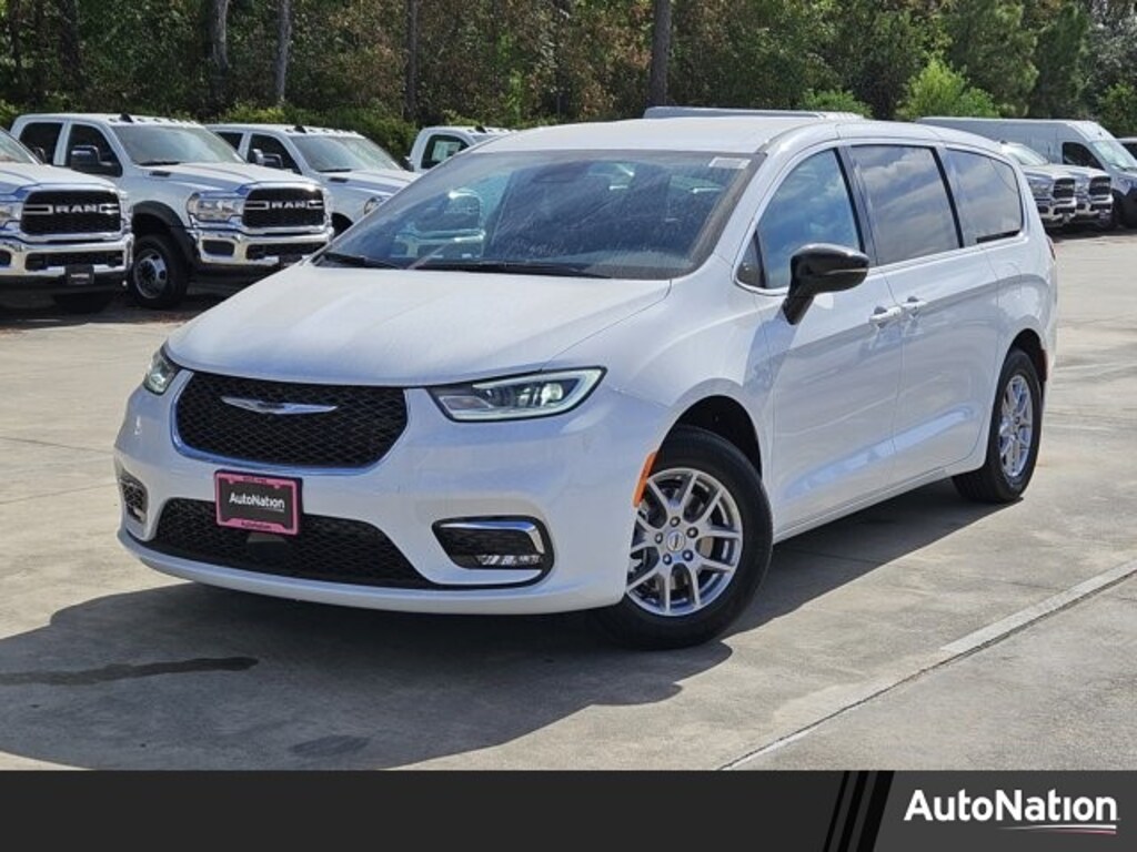 New 2025 Chrysler Pacifica Select Van Passenger Van