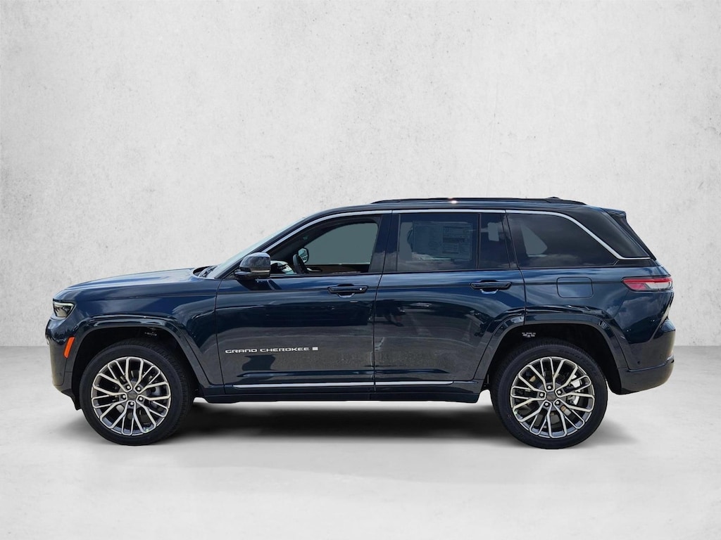 New 2026 Jeep Grand Cherokee Summit SUV