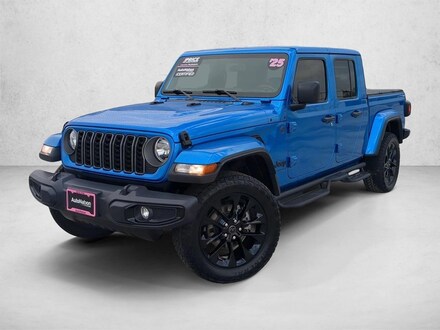 2025 Jeep Gladiator Nighthawk Crew Cab Pickup