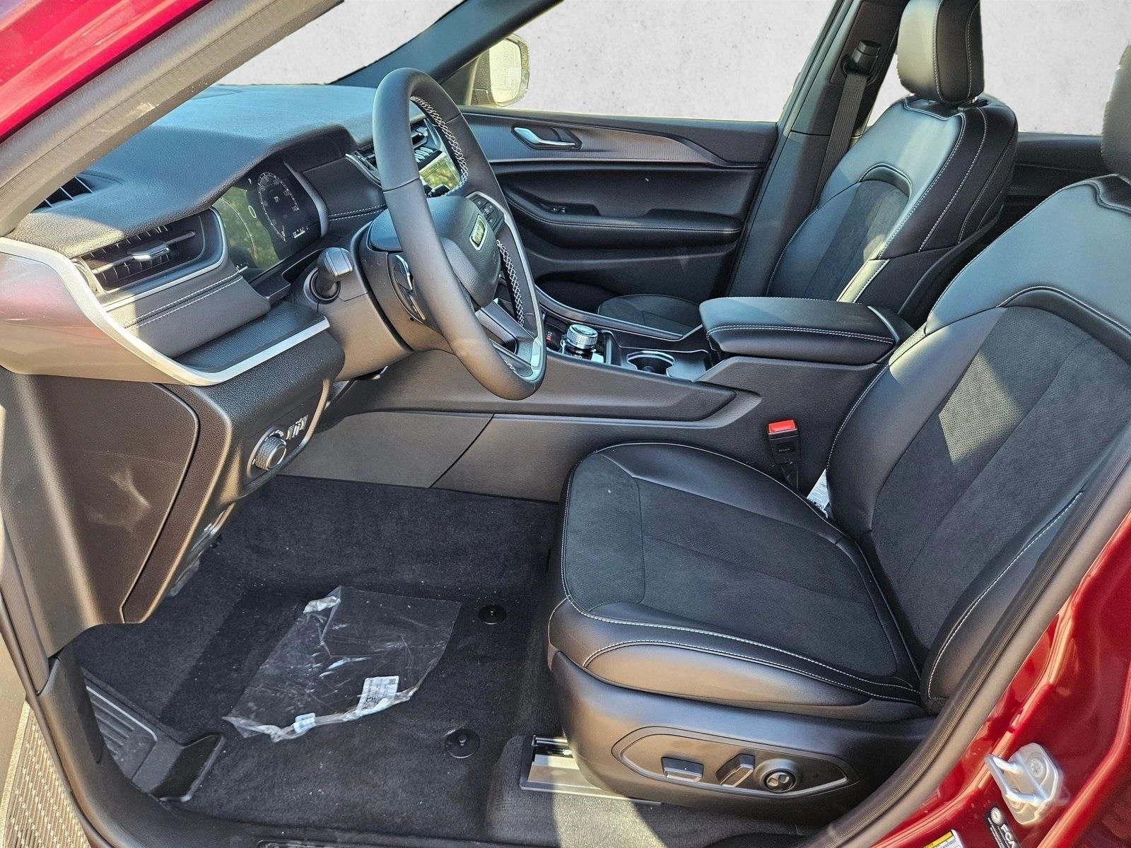 2025 Jeep Grand Cherokee L Altitude - Photo 14