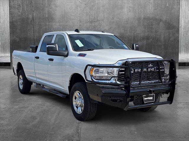 2024 Ram 2500 Tradesman photo 3