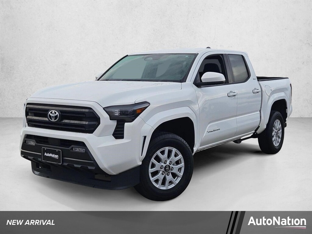 Used 2024 Toyota Tacoma SR5 Crew Cab Pickup