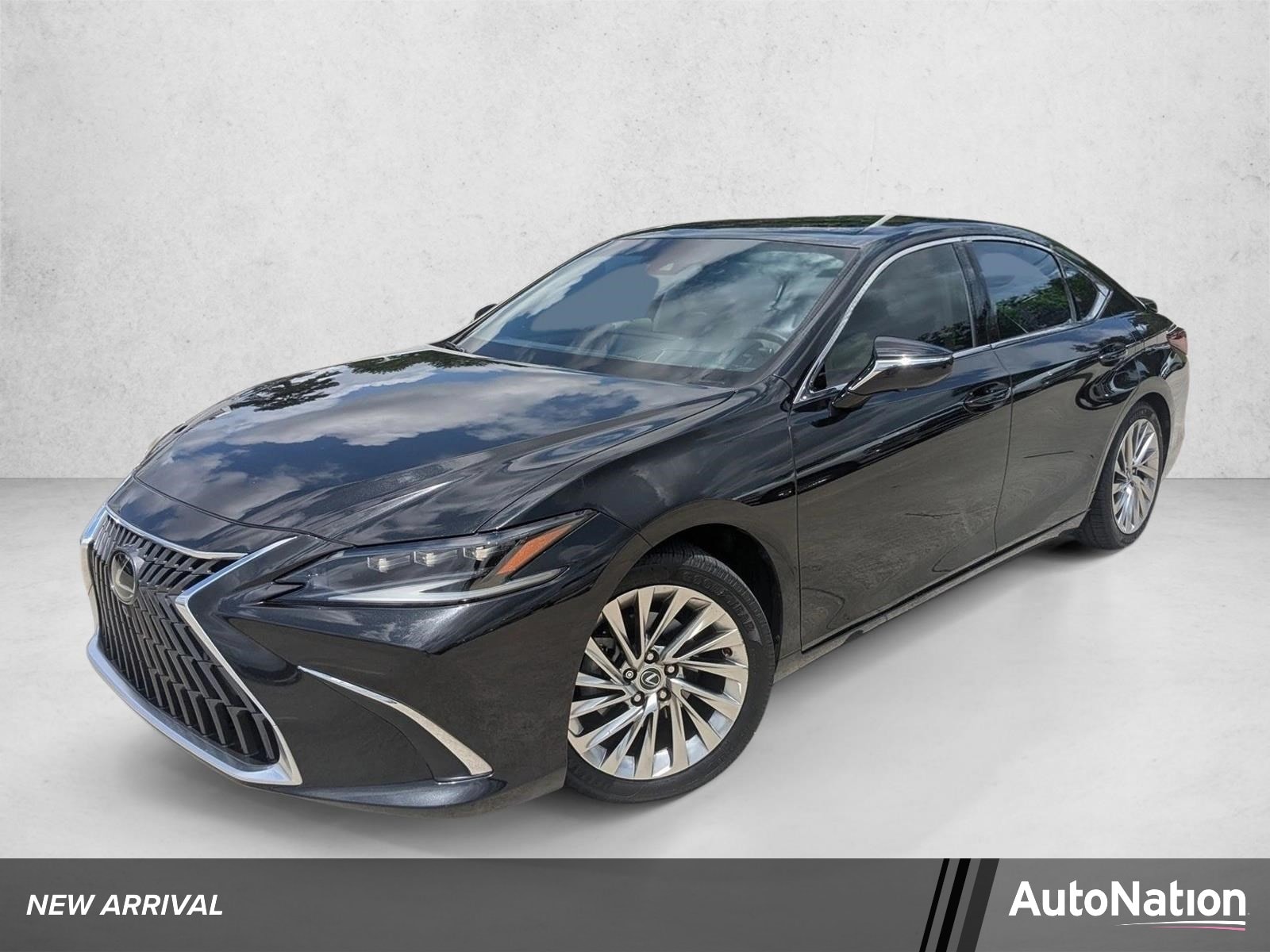 2023 Lexus ES 350 350 Ultra Luxury's photo