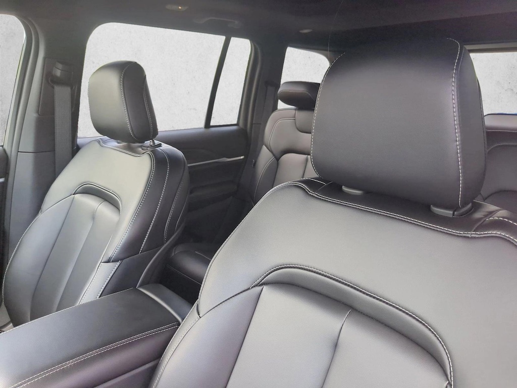 New 2026 Jeep Grand Cherokee Limited SUV
