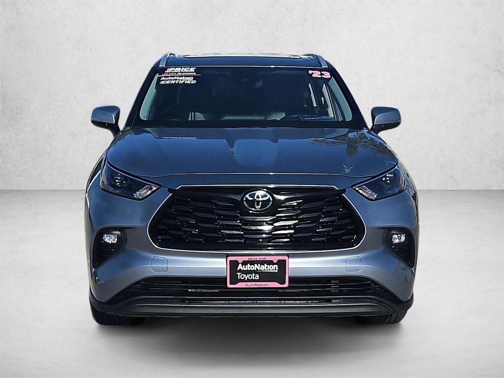 Used 2023 Toyota Highlander XLE Sport Utility
