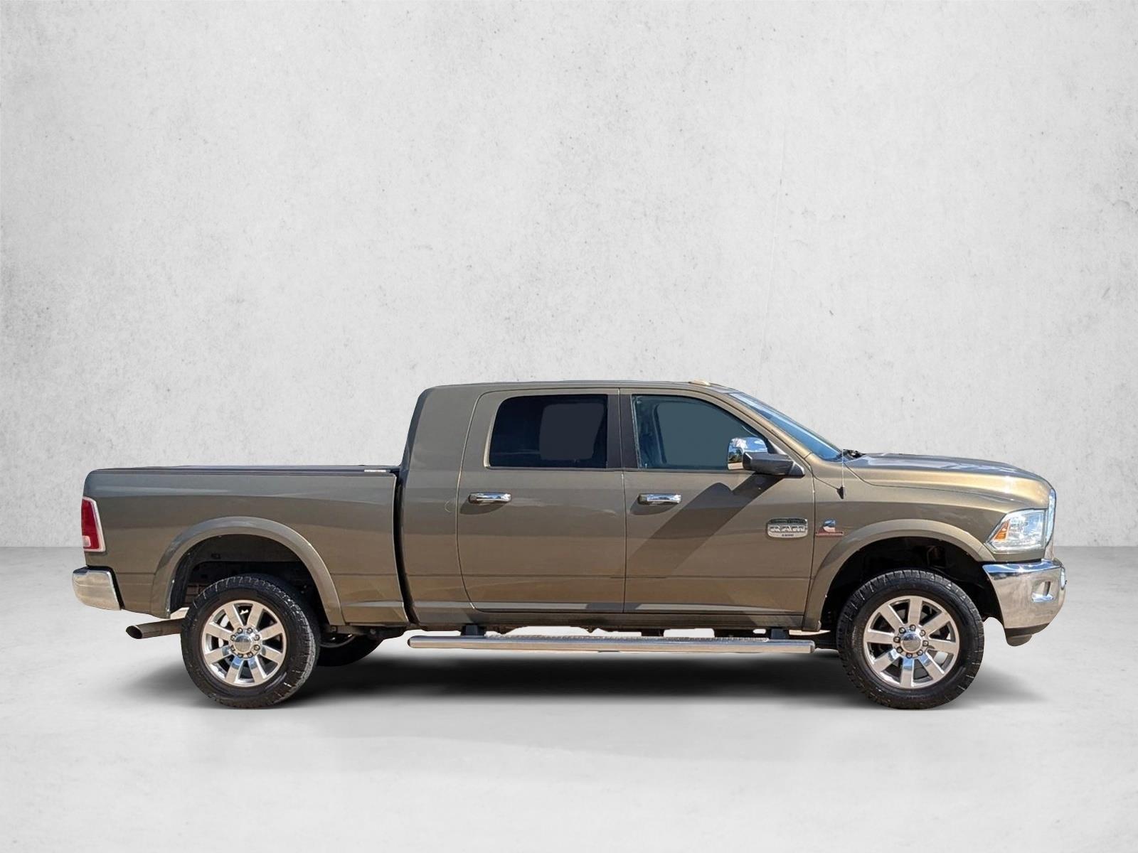 2014 Ram 2500 Longhorn photo 3