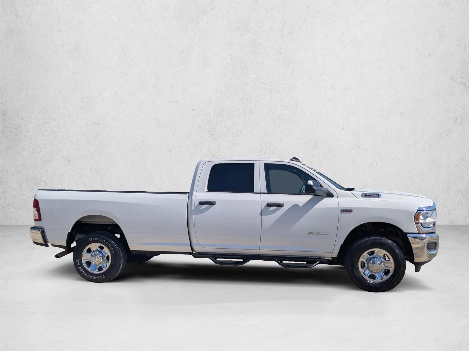 2022 Ram 2500 Tradesman photo 4