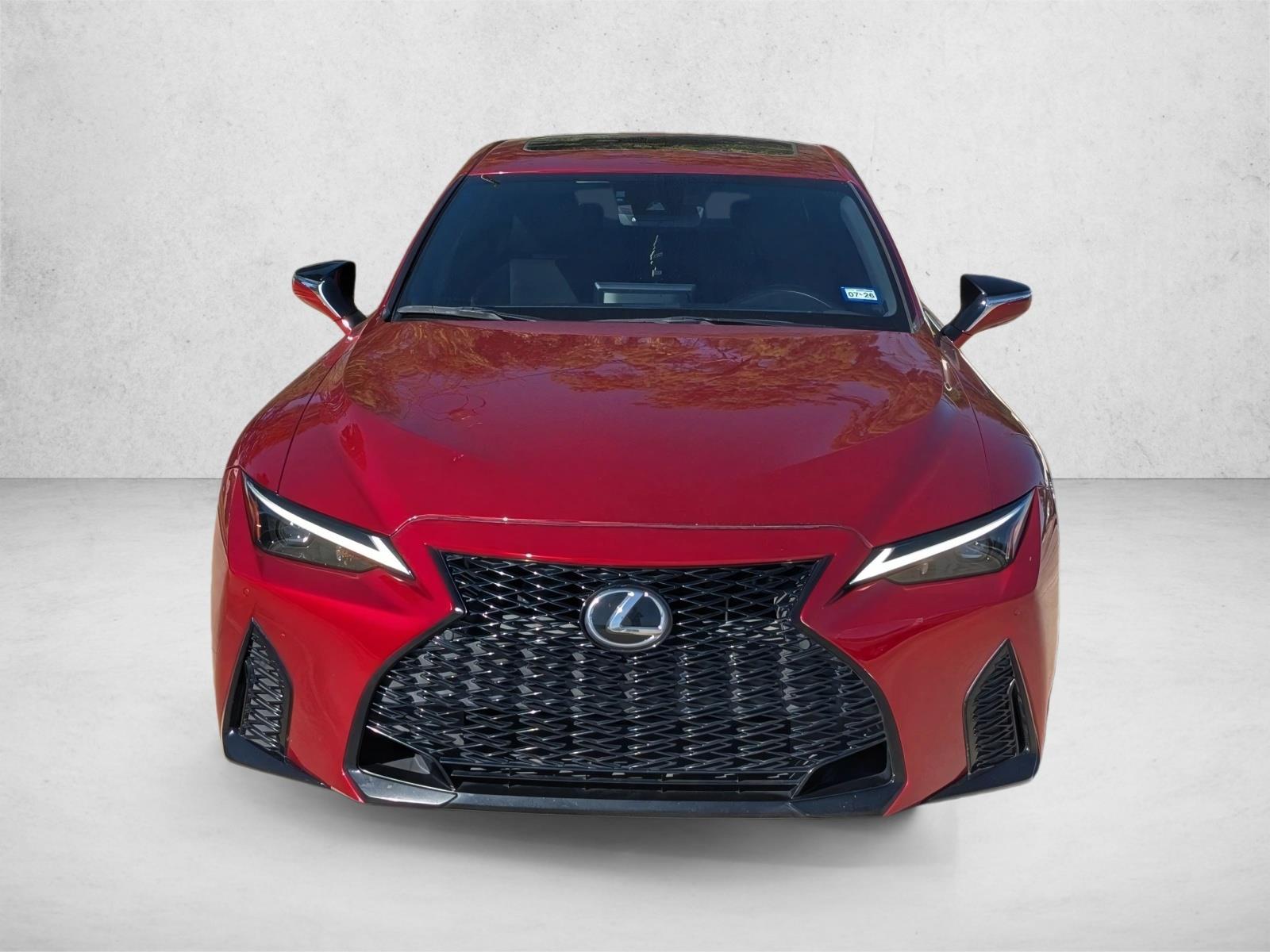 2022 Lexus IS 350 F SPORT photo 2