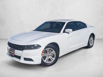 2022 Dodge Charger SXT 4dr Car
