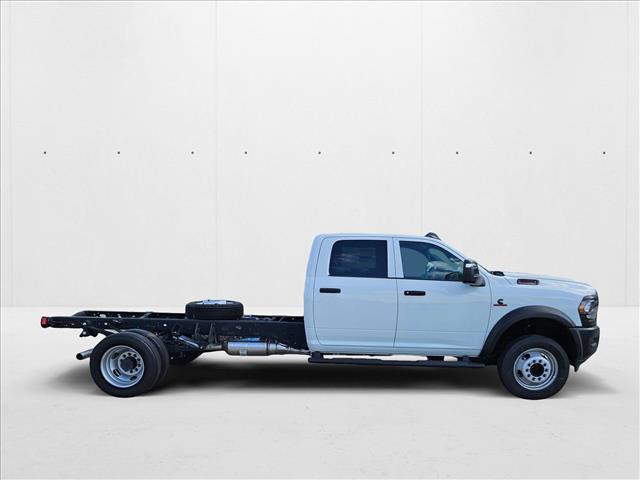 2024 Ram 5500 Tradesman photo 4
