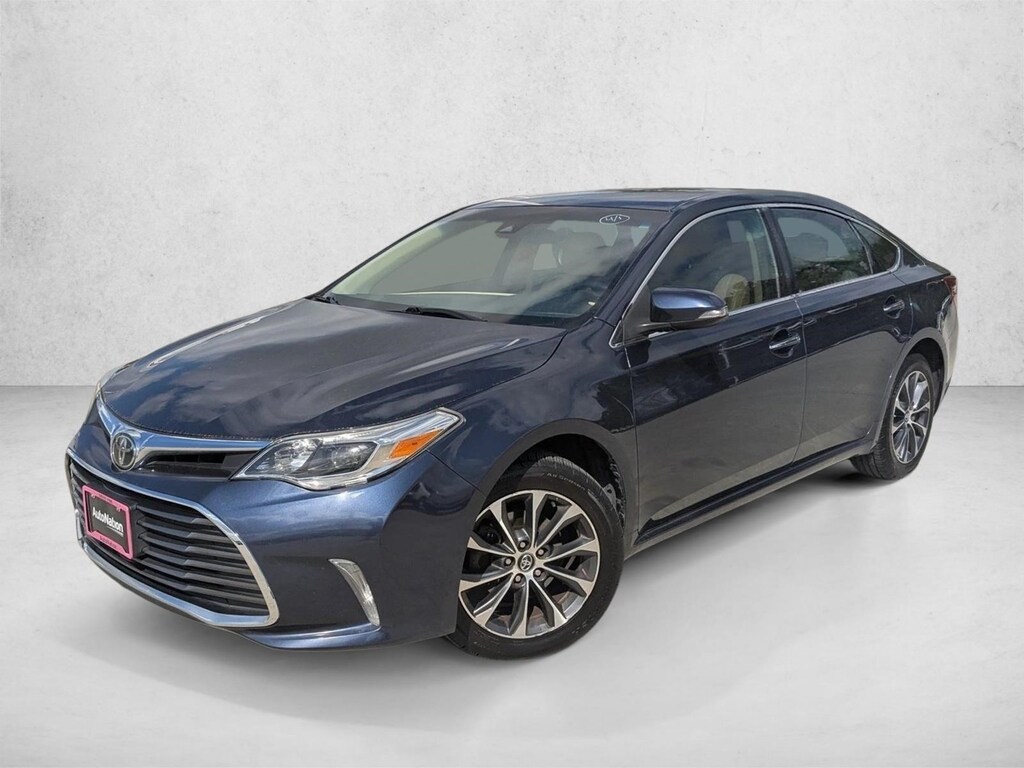 Used 2017 Toyota Avalon XLE 4dr Car