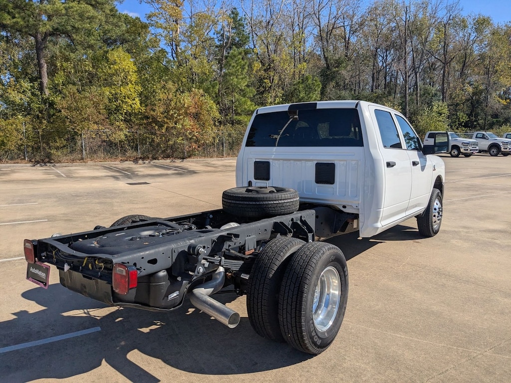 New 2025 Ram 3500 Chassis Cab Tradesman Truck Crew Cab