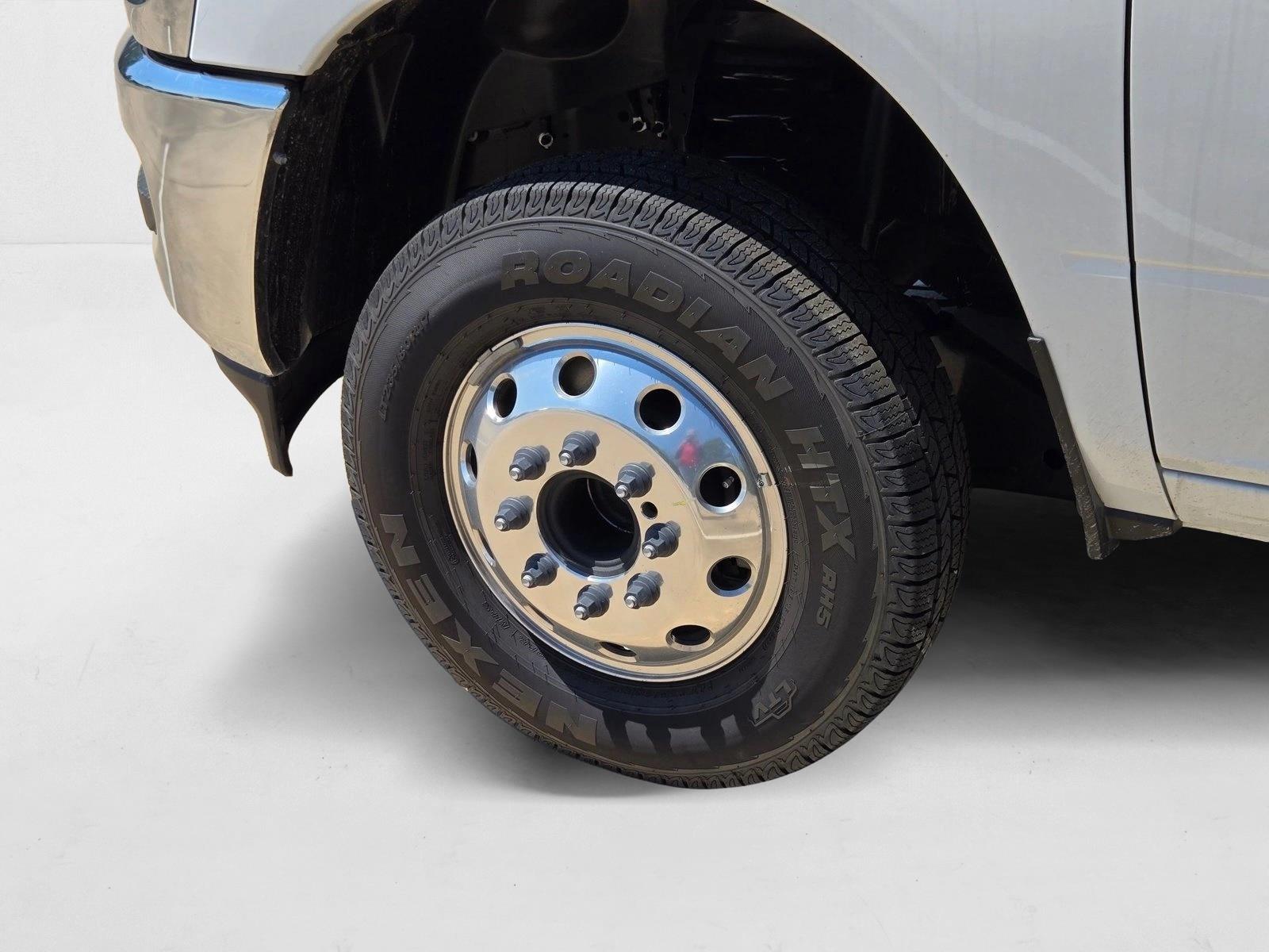 2025 RAM 3500 Chassis Tradesman - Photo 10