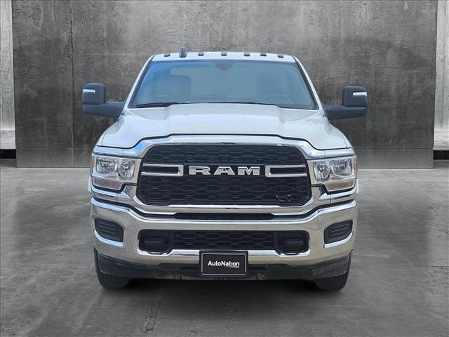 2024 Ram 3500 Tradesman photo 2