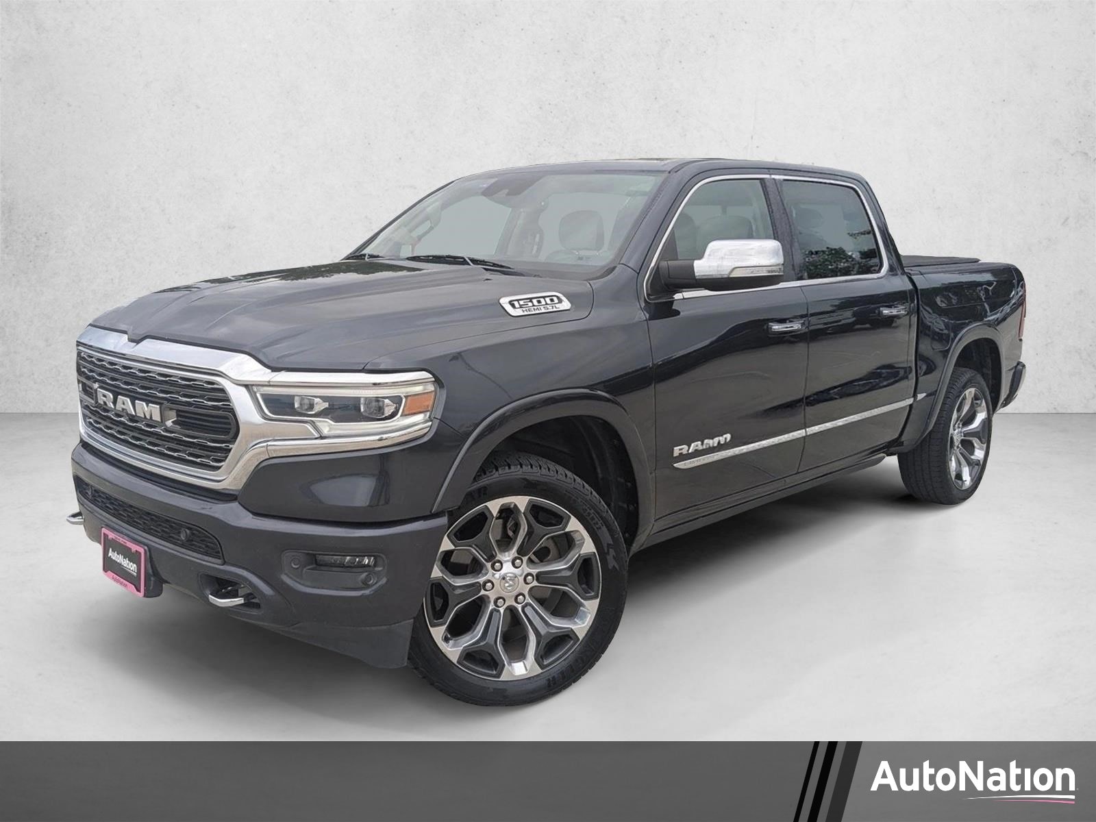 2019 RAM 1500 Limited 4x4 Crew Cab 5'7's photo