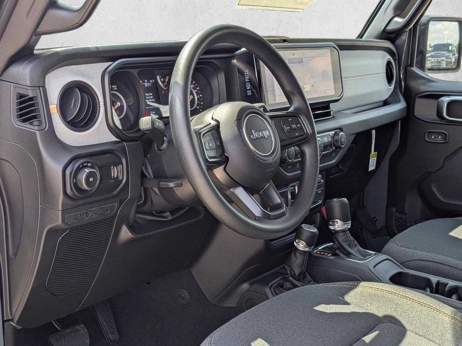 2025 Jeep Wrangler Sport photo 4