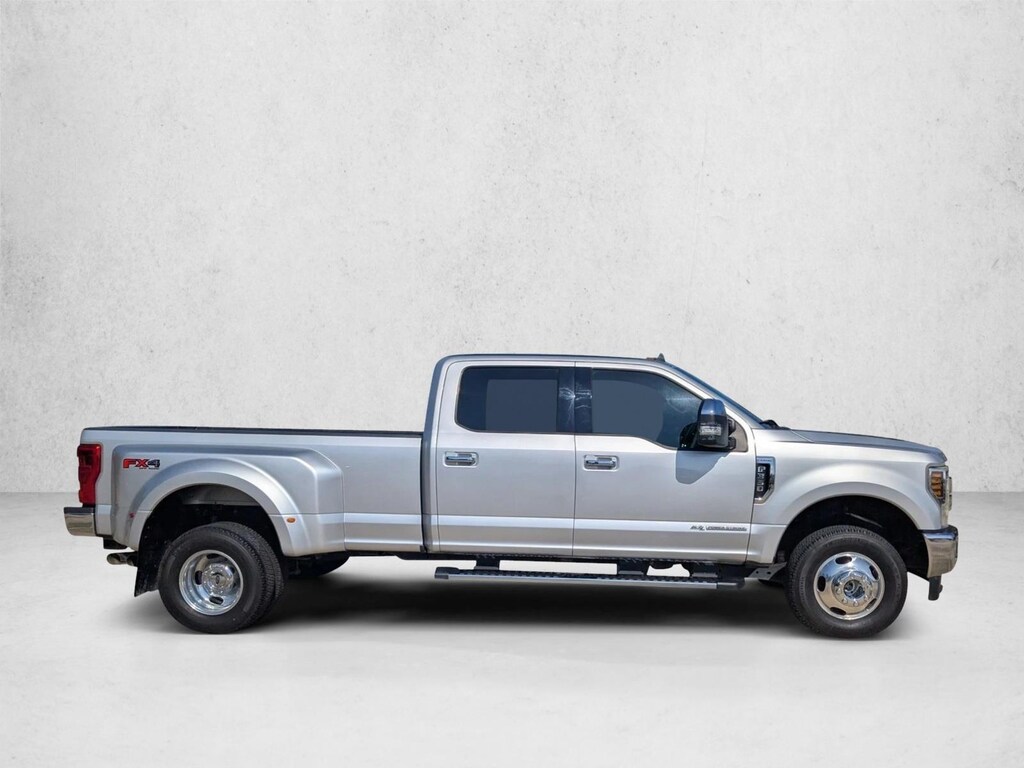 Used 2019 Ford F-350 LARIAT Crew Cab Pickup