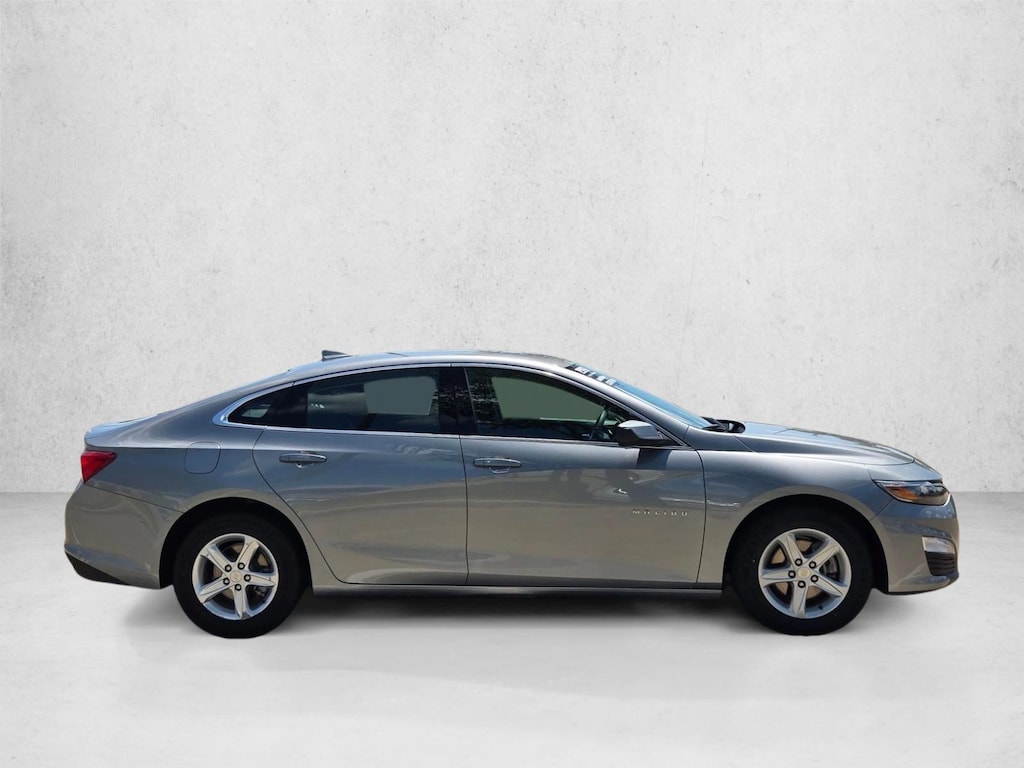 Used 2024 Chevrolet Malibu LT 4dr Car