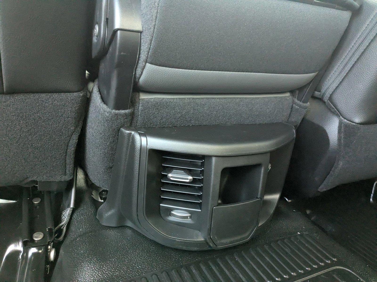 2025 RAM 3500 Chassis Tradesman - Photo 14