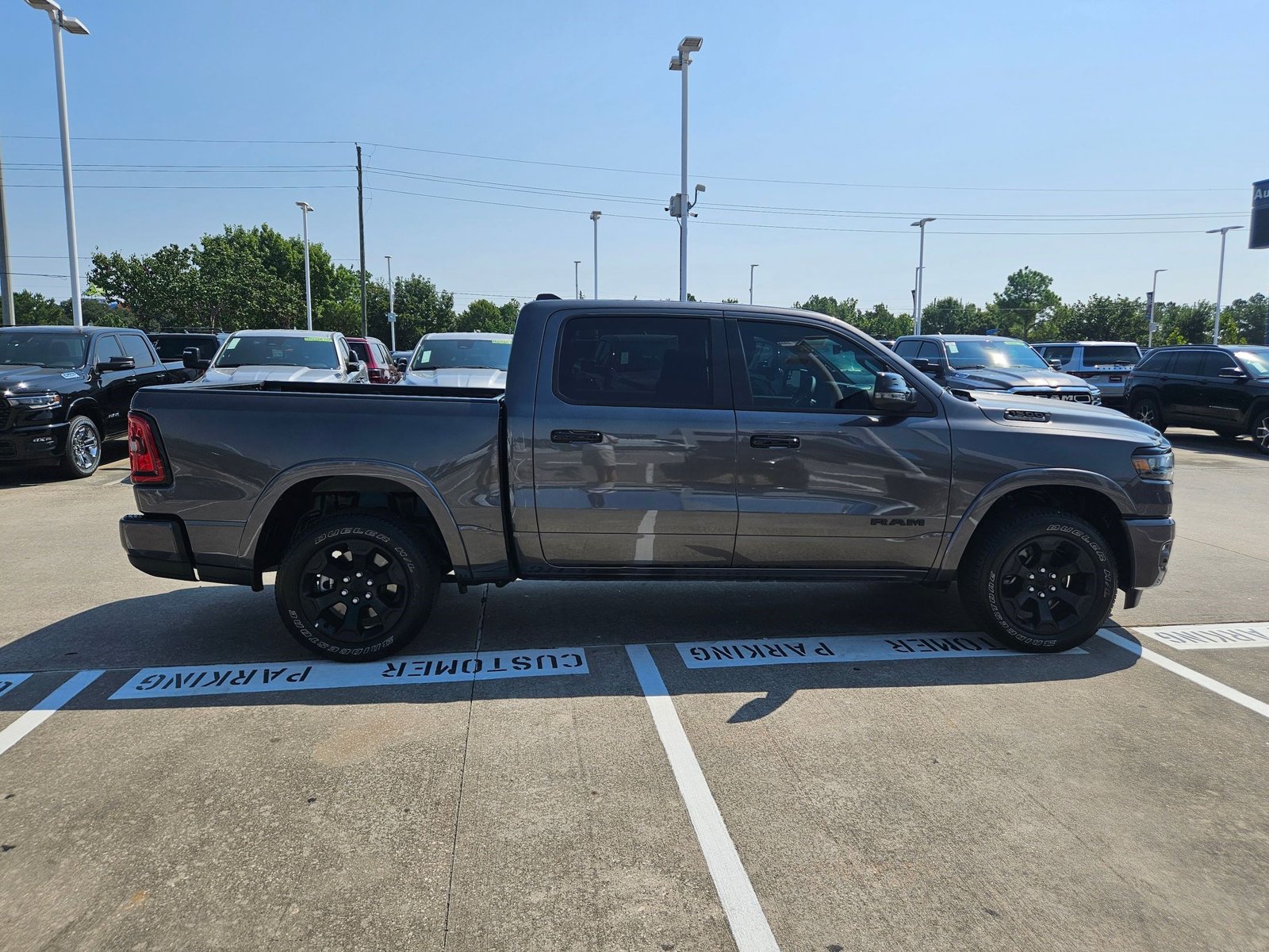 2025 Ram 1500 Lone Star photo 3
