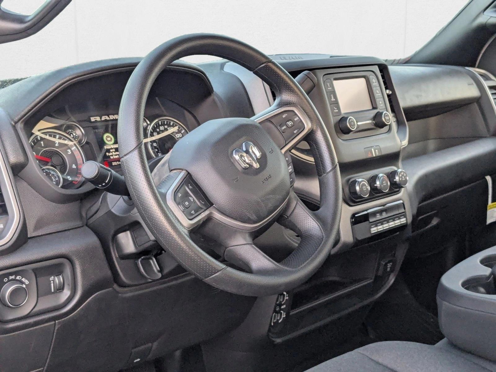 2024 Ram 4500 Tradesman photo 3