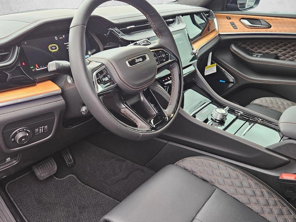 New 2026 Jeep Grand Cherokee Summit SUV