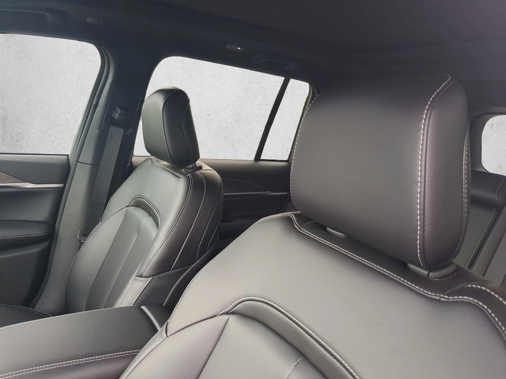 New 2026 Jeep Grand Cherokee Limited SUV