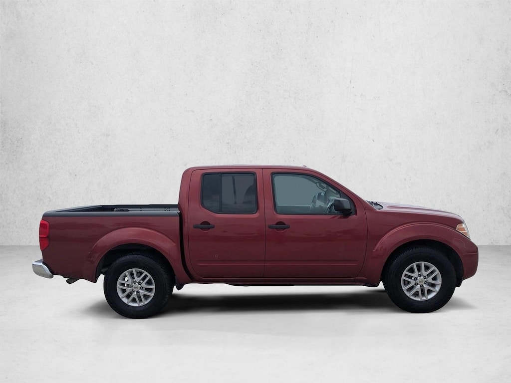 Used 2016 Nissan Frontier SV Crew Cab Pickup