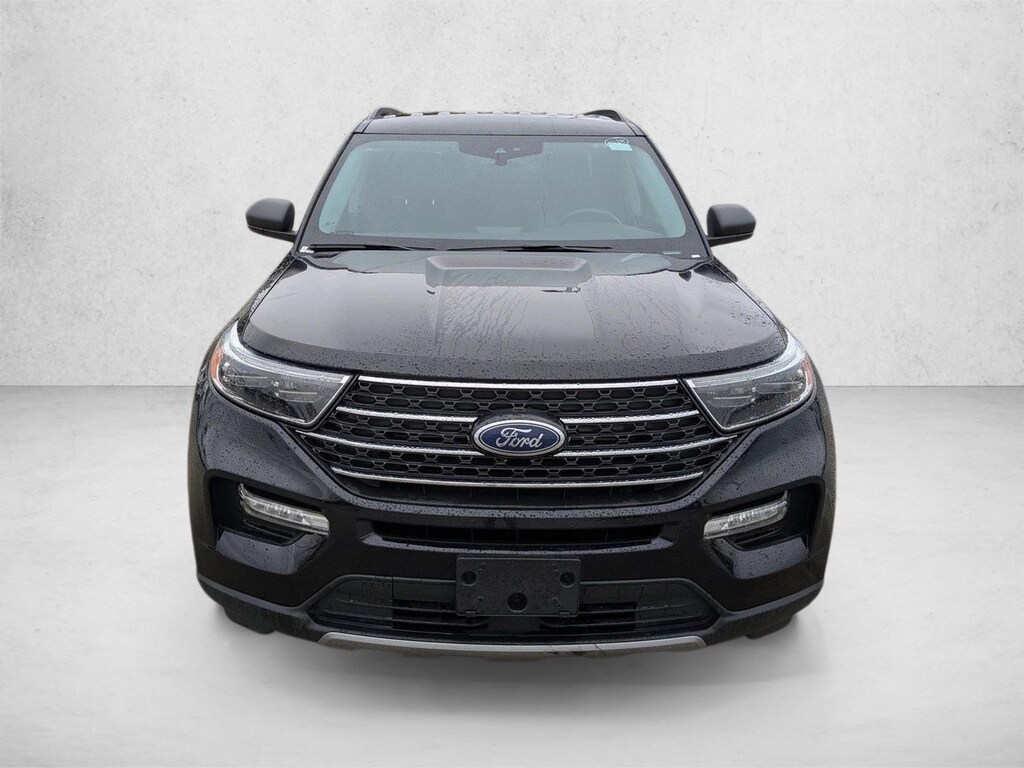 Used 2024 Ford Explorer XLT Sport Utility