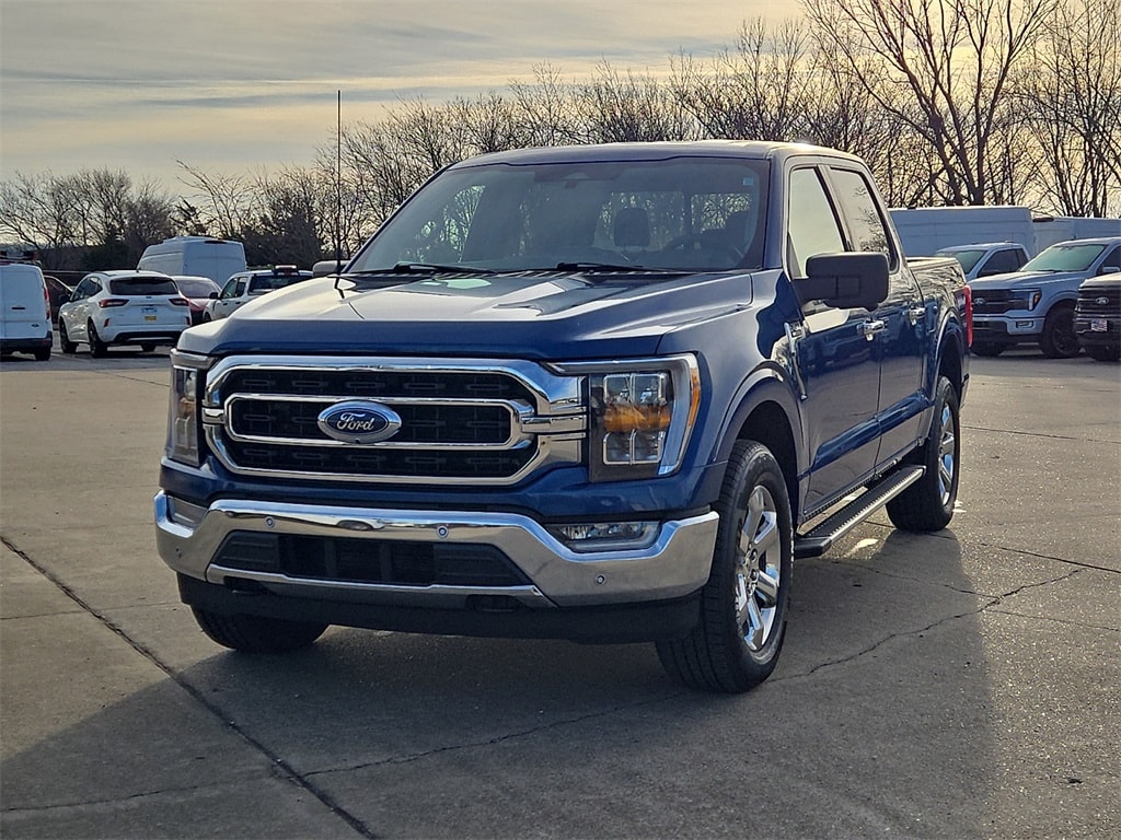 2022 Ford F-150 XLT's photo