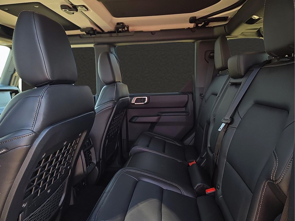 2026 Ford Bronco 4-Door Badlands - Photo 9