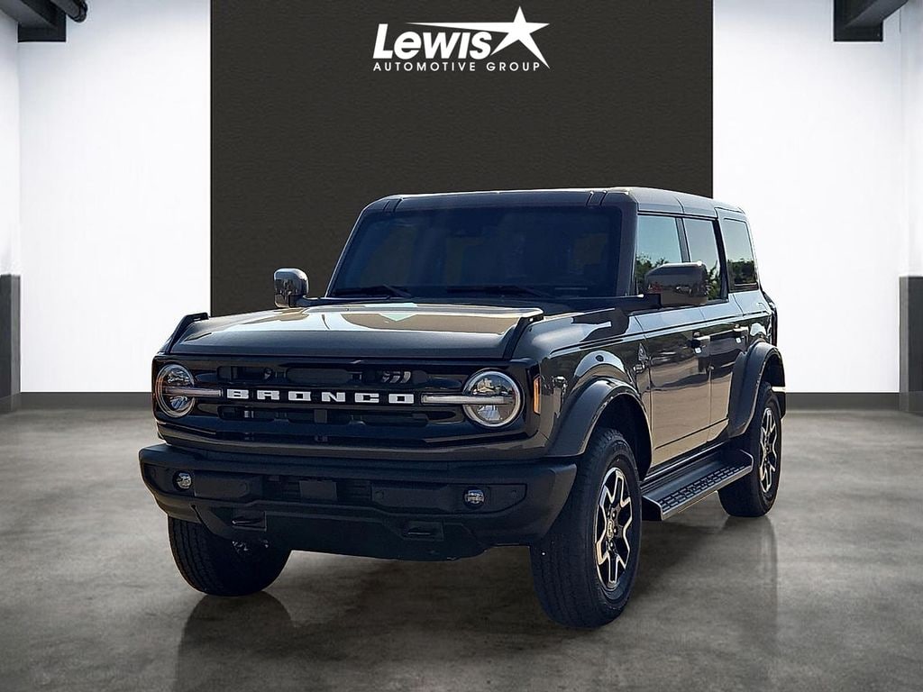 New 2026 Ford Bronco Outer Banks SUV