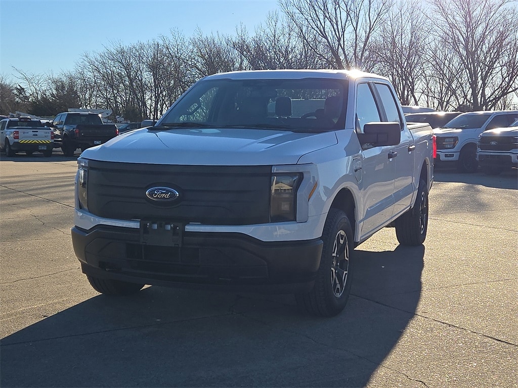 2023 Ford F-150 Lightning Pro's photo
