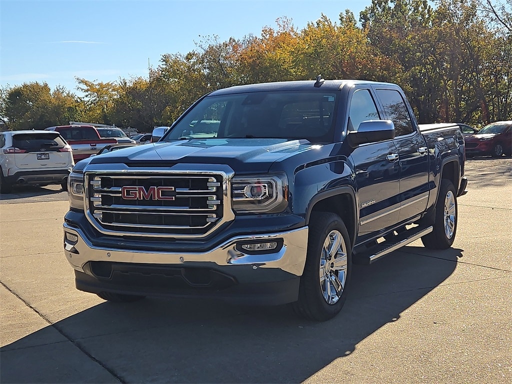 2017 GMC Sierra 1500 SLT's photo