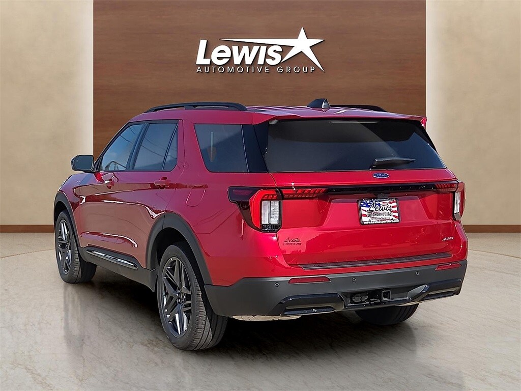 2025 Ford Explorer ST-Line photo 4