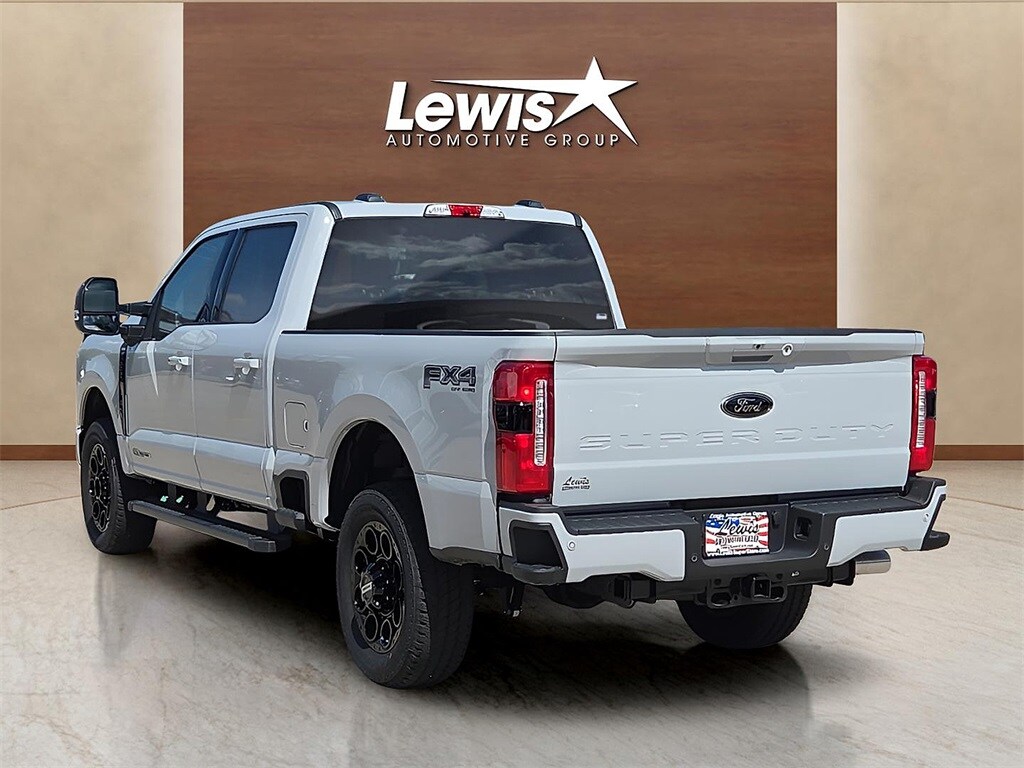 2025 Ford F-250 photo 4