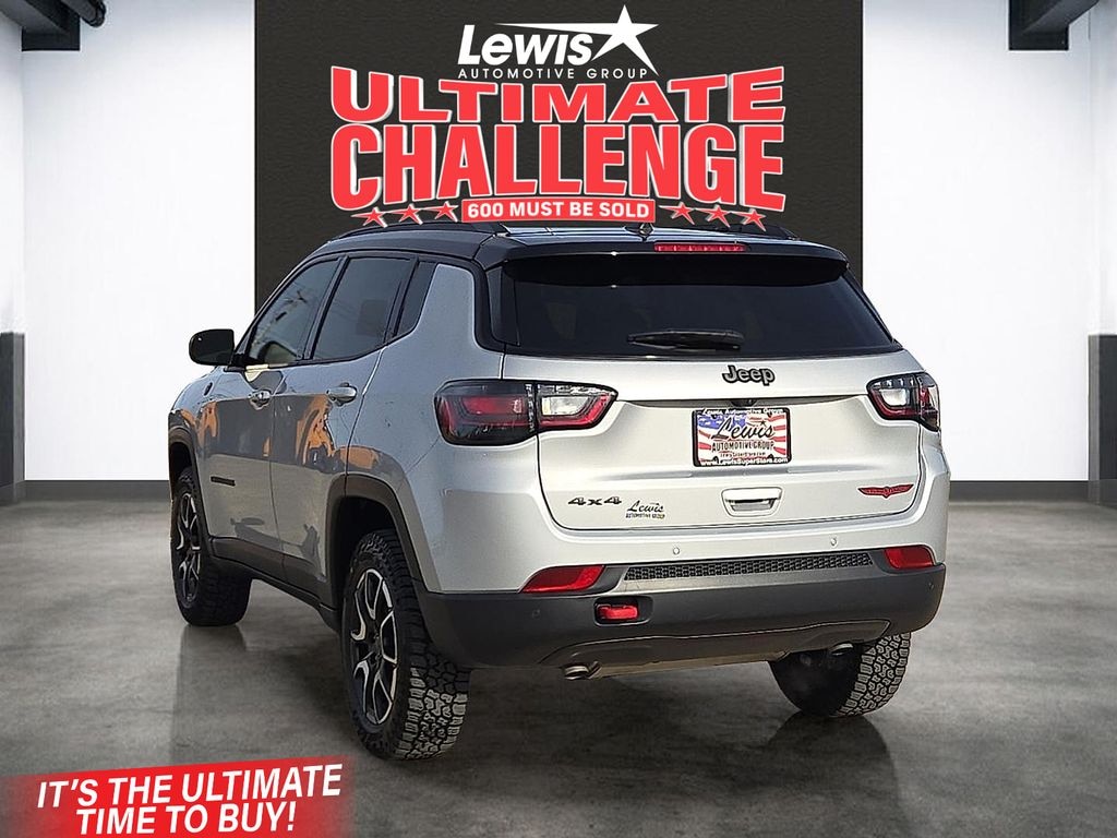 Used 2025 Jeep Compass Trailhawk SUV