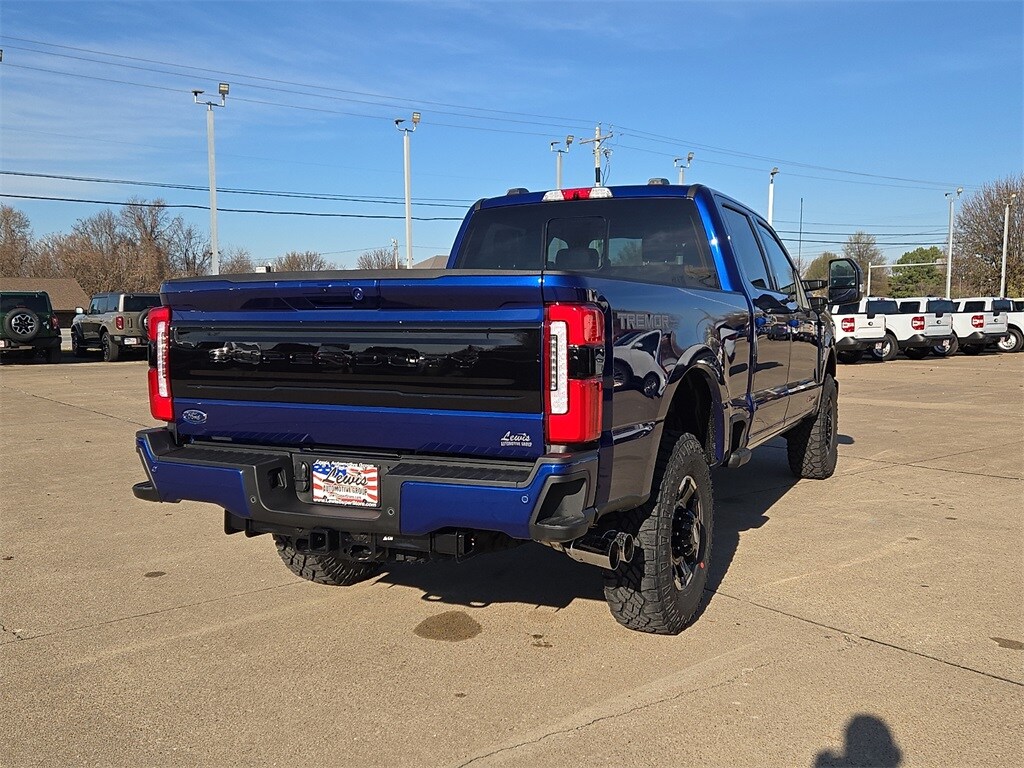 2026 Ford F-250 Platinum photo 4