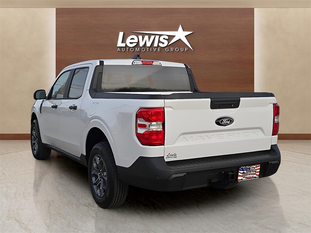 New 2025 Ford Maverick XLT Truck