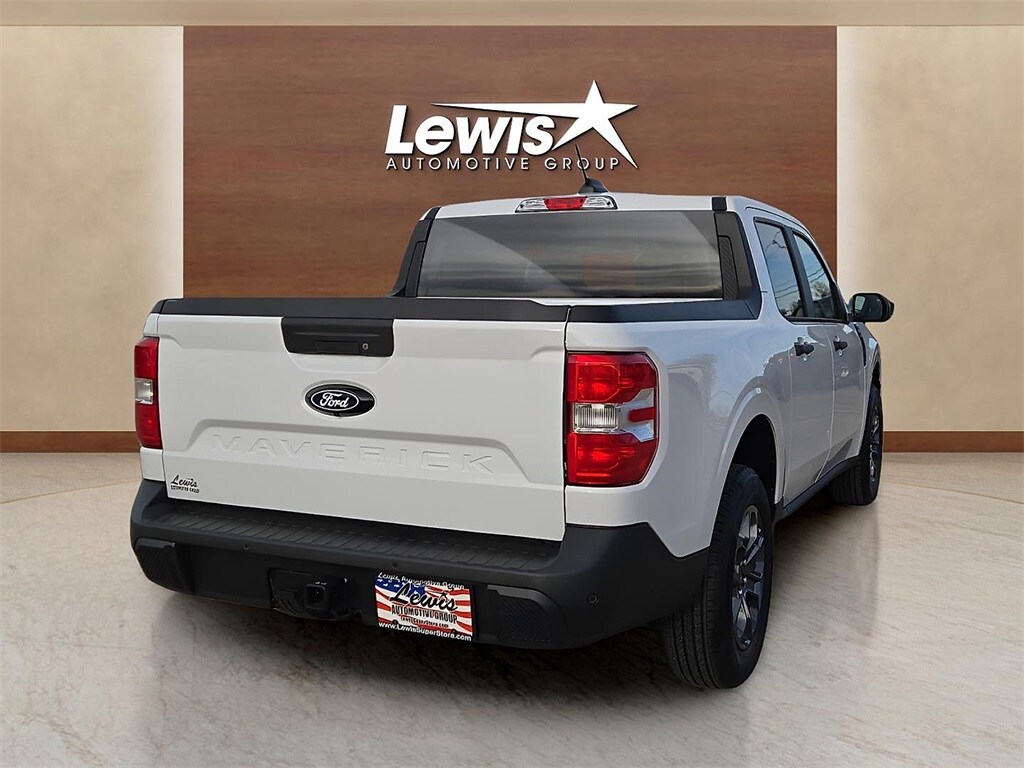 New 2025 Ford Maverick XLT Truck