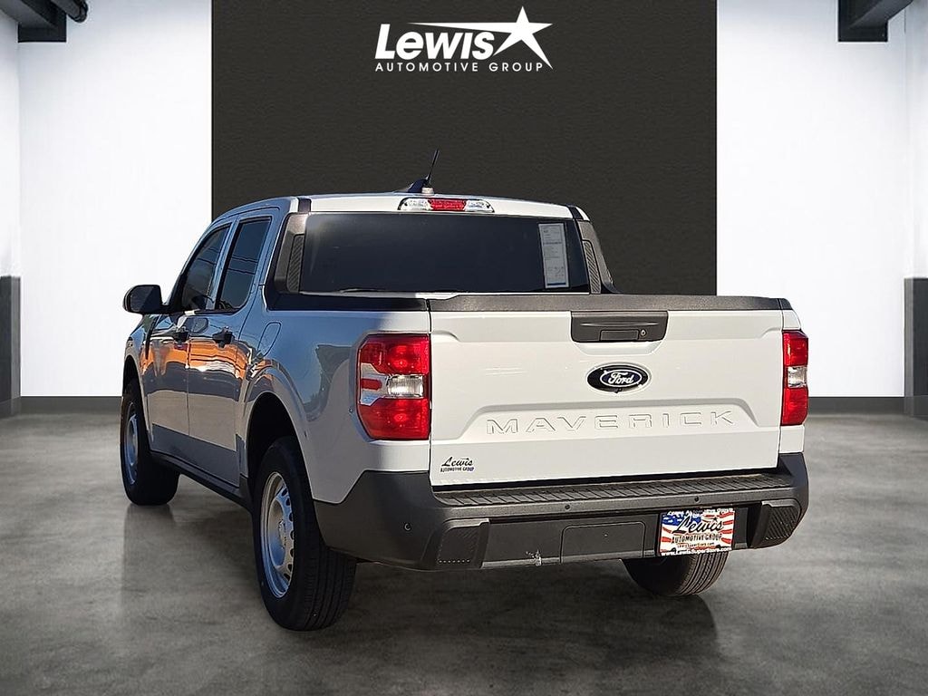 New 2025 Ford Maverick XL Truck