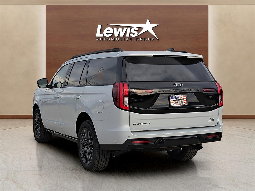 2025 Ford Expedition Platinum photo 2