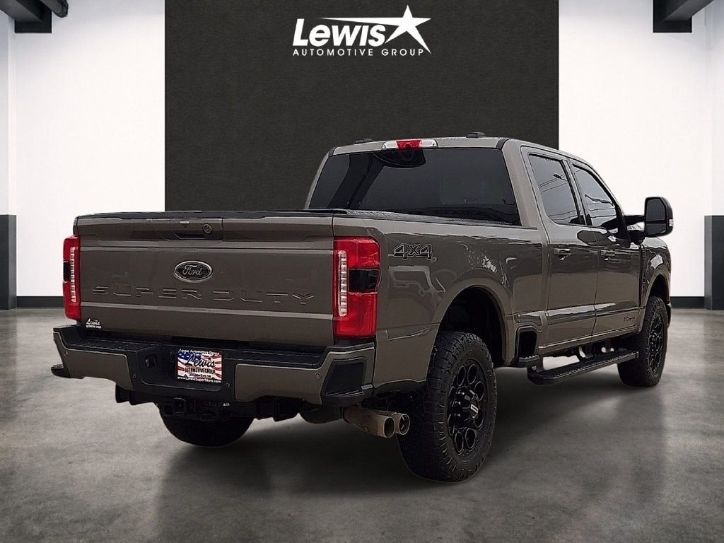 Used 2023 Ford F-250SD XLT Truck Crew Cab