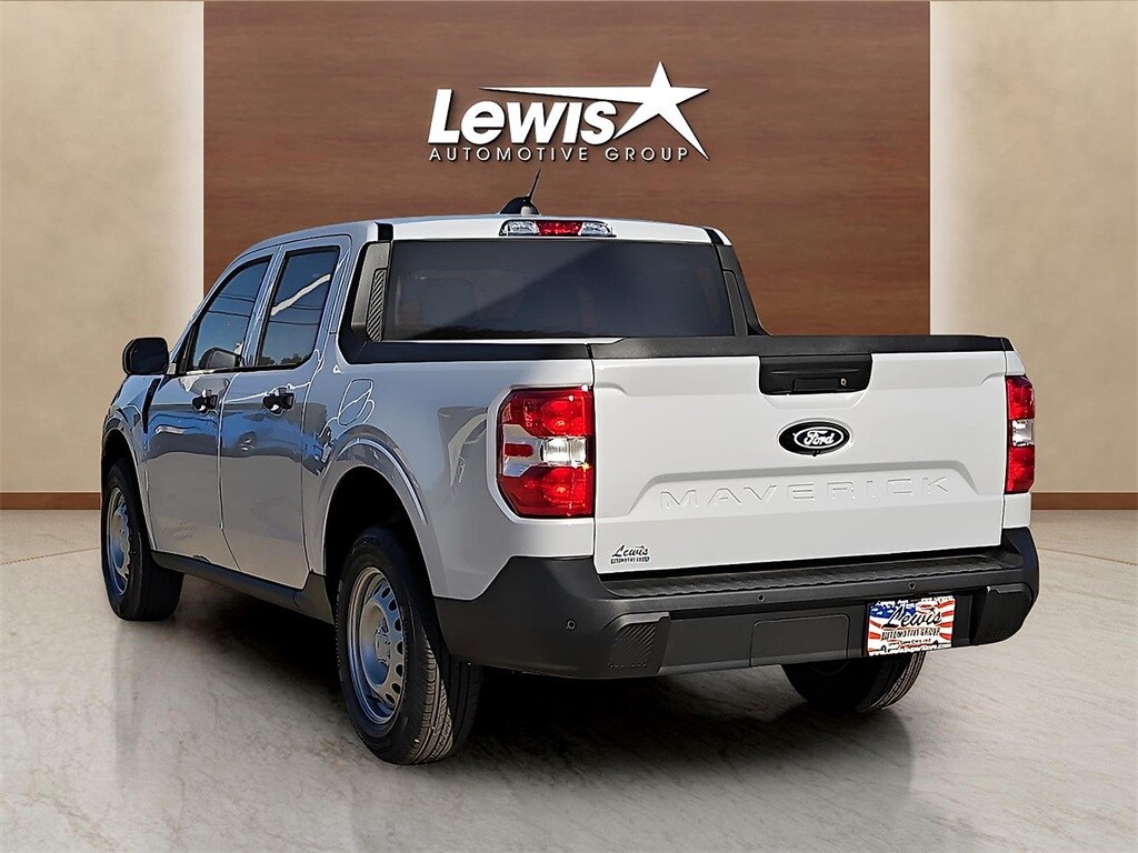 2025 Ford Maverick XL photo 2