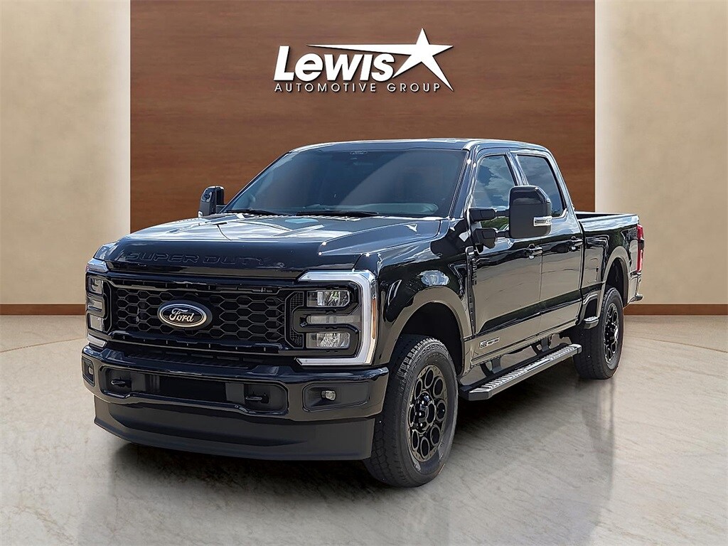 2025 Ford F-250 photo 2