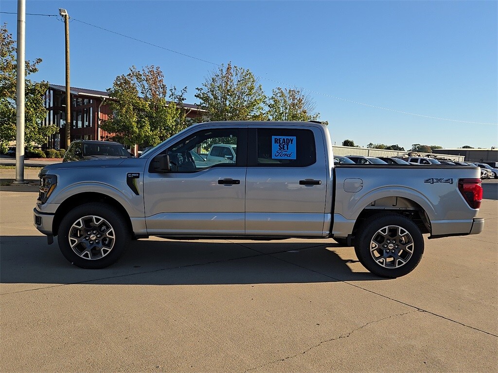 2025 Ford F-150 STX photo 2