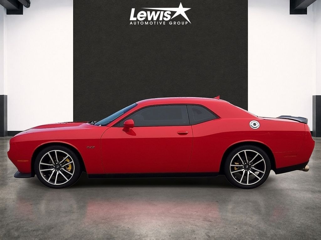 Used 2023 Dodge Challenger R/T Coupe