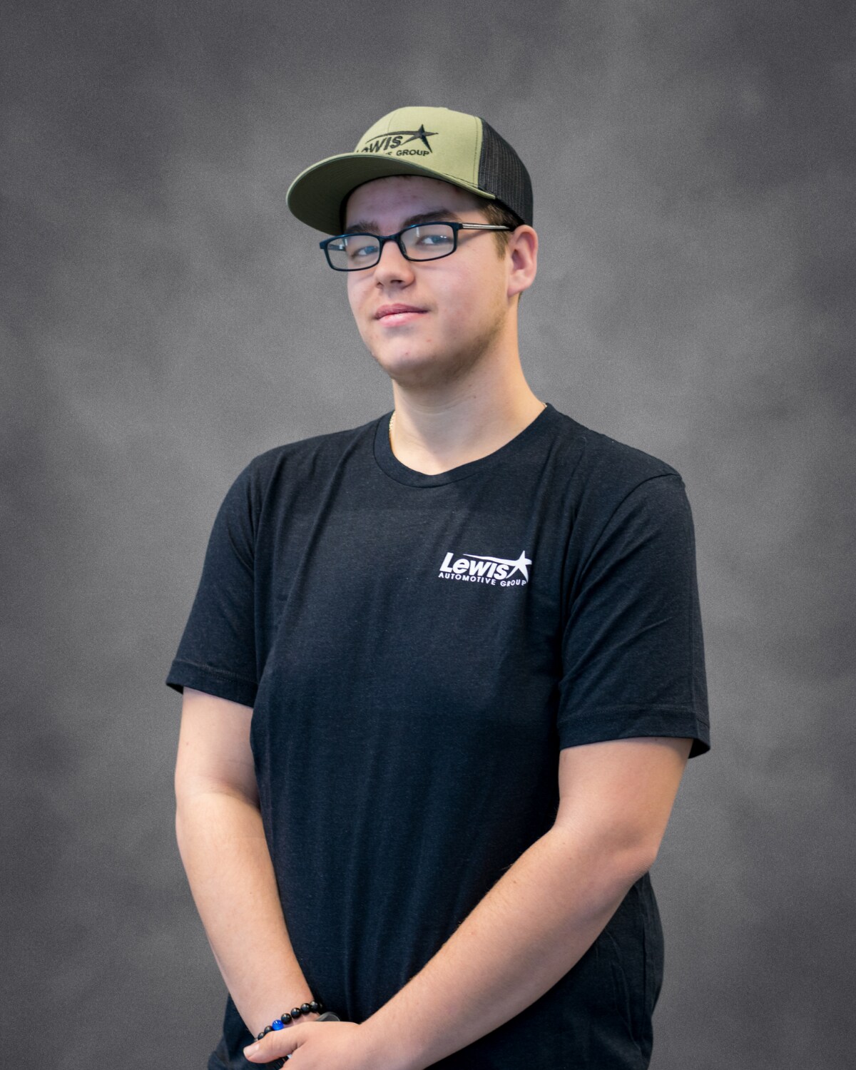 ColtonEdwards_SFS_Shop%20Porter.png