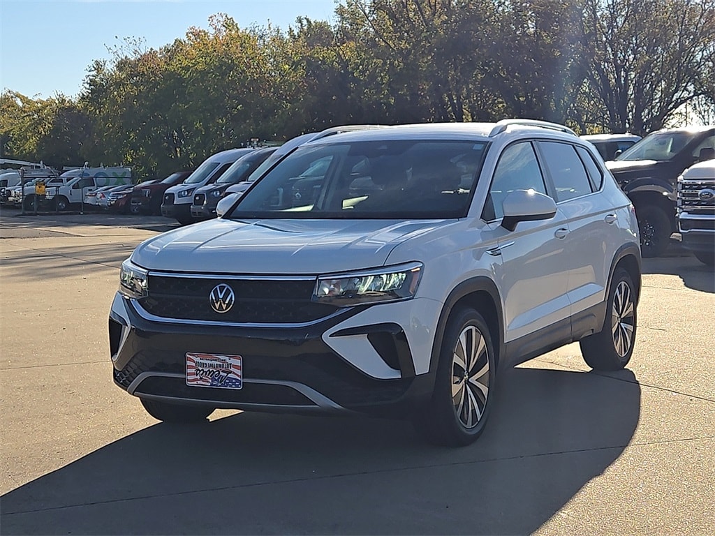 Used 2024 Volkswagen Taos 1.5T SE SUV